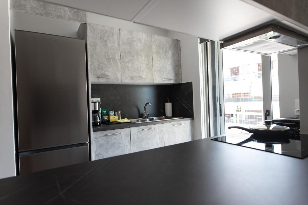 Sea View Apartment In Alimos Region Ateny Zewnętrze zdjęcie